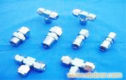 鋼製單卡套管接頭